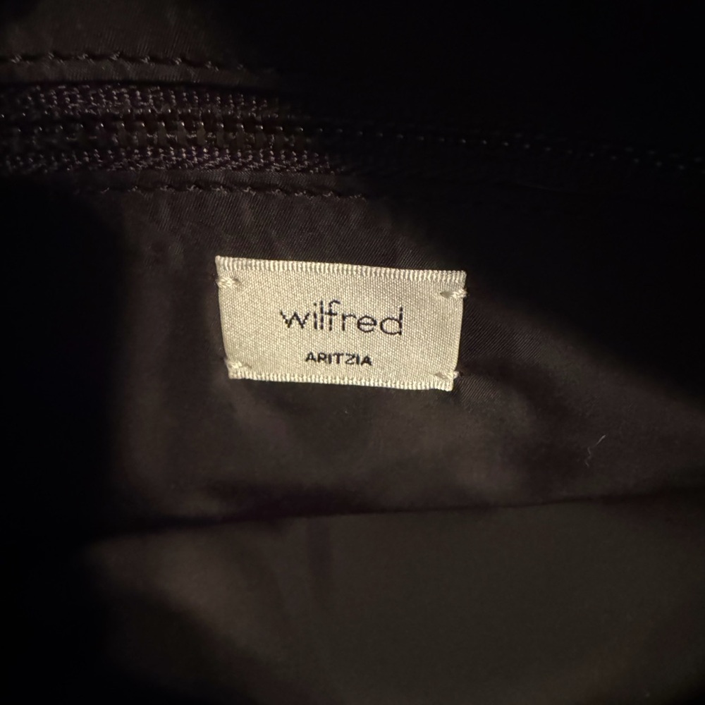 Wilfred Black Lina bag EUC - Picture 8 of 15